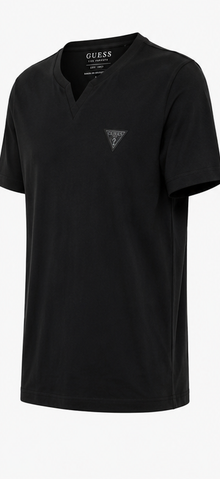 GUESS Black Men's T-Shirt – Style 021