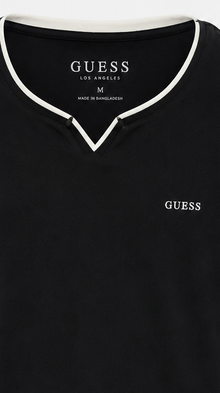 GUESS Black Men's T-Shirt – Style 061