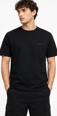 GUESS Black Men's T-Shirt – Style 088