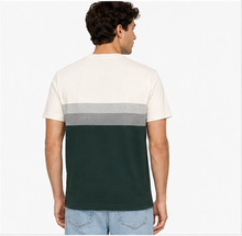 GUESS White / Dark Green Men's T-Shirt – Style 090