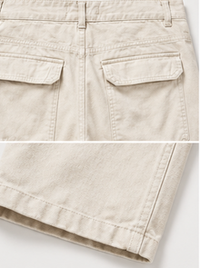 Bershka Ecru Cargo Jeans — model front