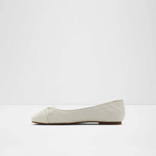 Flat Boots