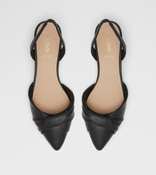 Heeled Closed-toe Black Sandals