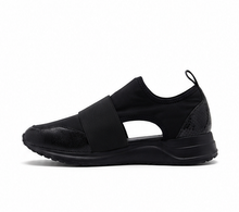 Flat Black Sneakers