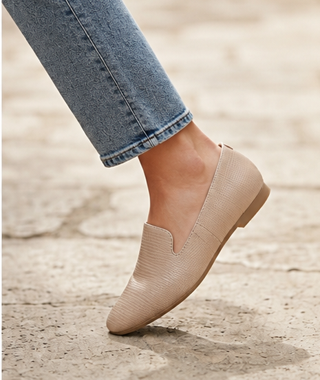 Flat Women's Boots